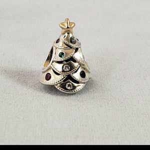 Pandora christmas charm